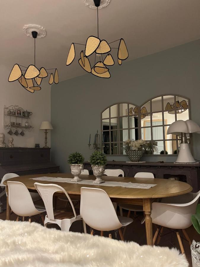 La Demeure Bed & Breakfast Sillé-le-Guillaume Eksteriør bilde
