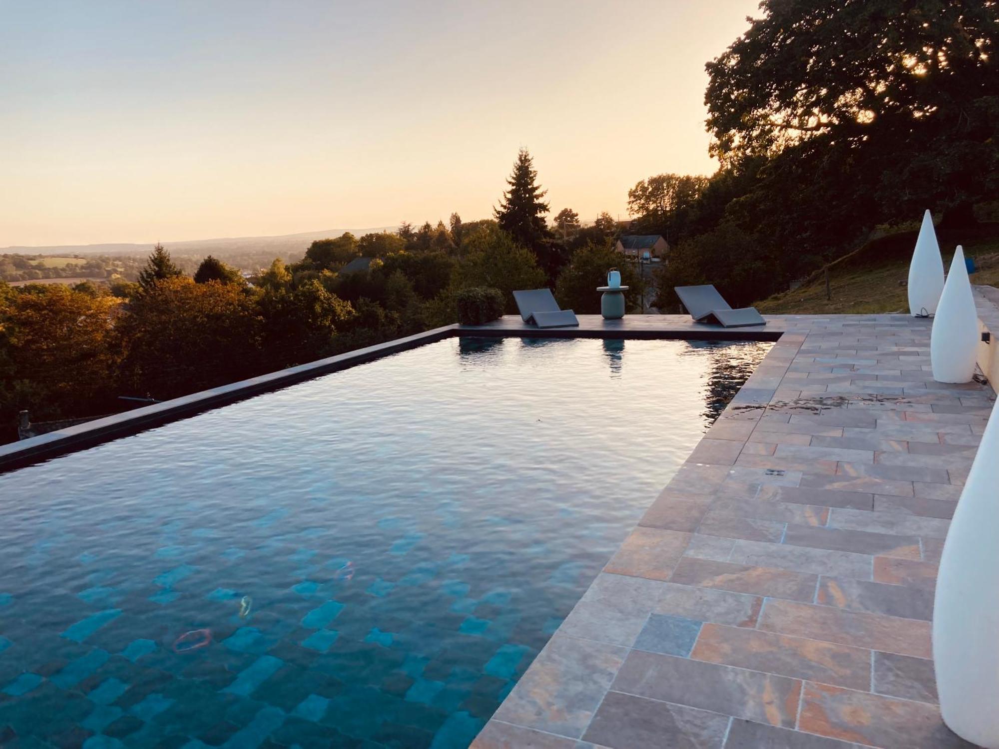 La Demeure Bed & Breakfast Sillé-le-Guillaume Eksteriør bilde